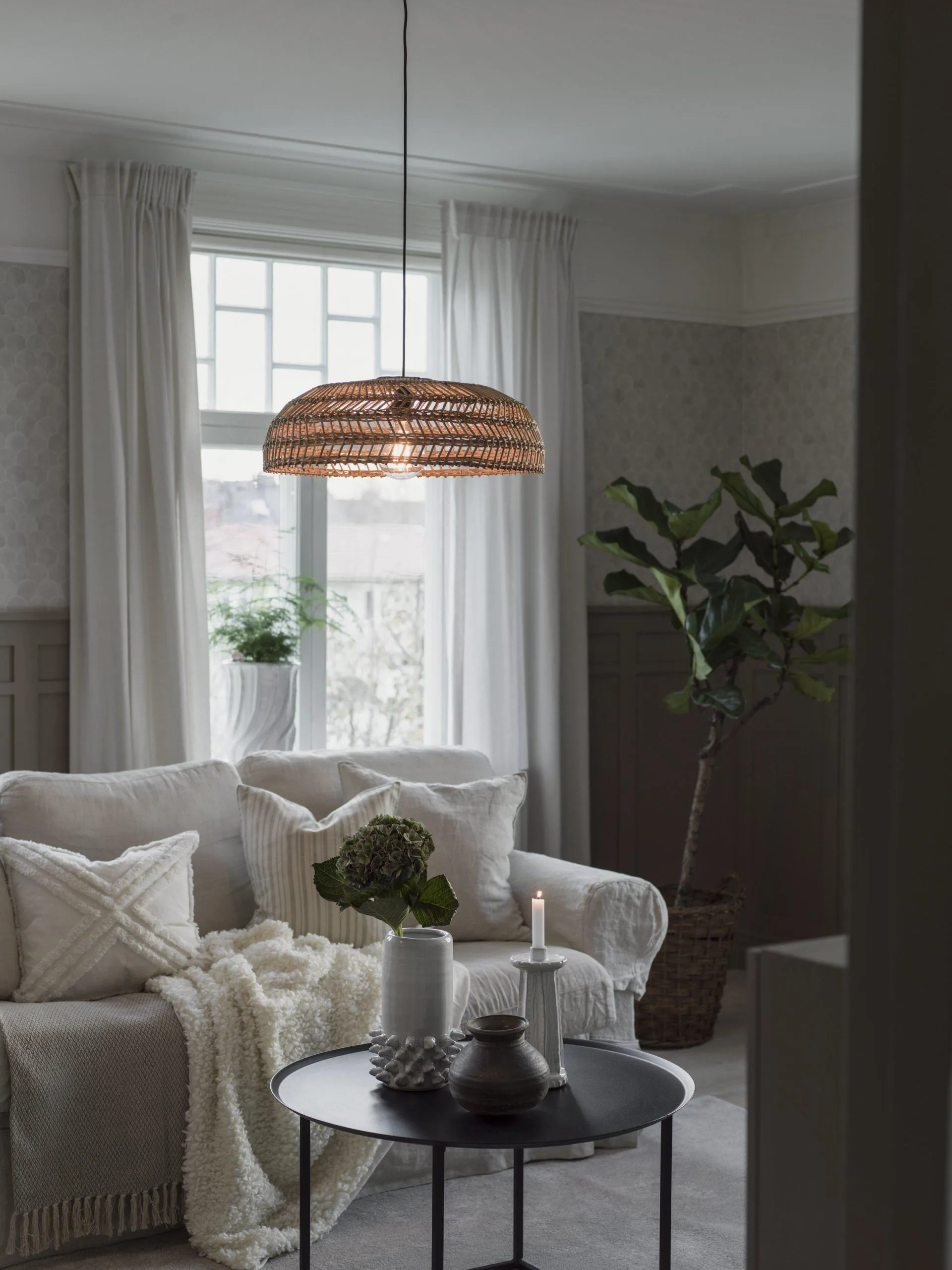 PR Home Suspension Denise Rotin 5 PR Home Suspension Denise Rotin – Image 3