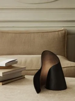 Ferm LIVING Lampe De Table Oyster -Luminaires boutique 507284 01 11 EnvironmentImage 846c307c0a