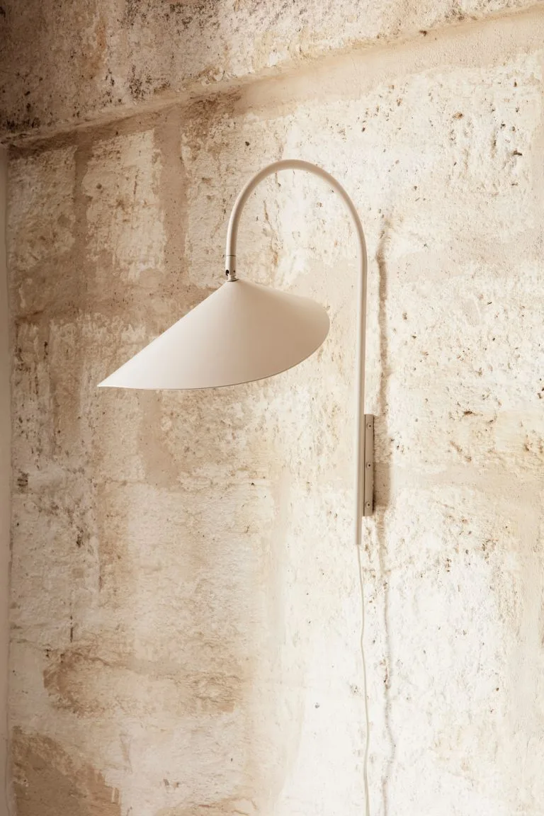 Ferm LIVING Lampe Murale Arum Swivel 8 Ferm LIVING Lampe Murale Arum Swivel – Image 6