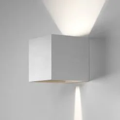 Light-Point Applique Box Mini Up/Down -Luminaires boutique Box mini UpDown white miljo201 ee461fd630