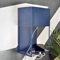 Globen Lighting Applique Box -Luminaires boutique Box vagglampa morkbla miljo e6523be1d3