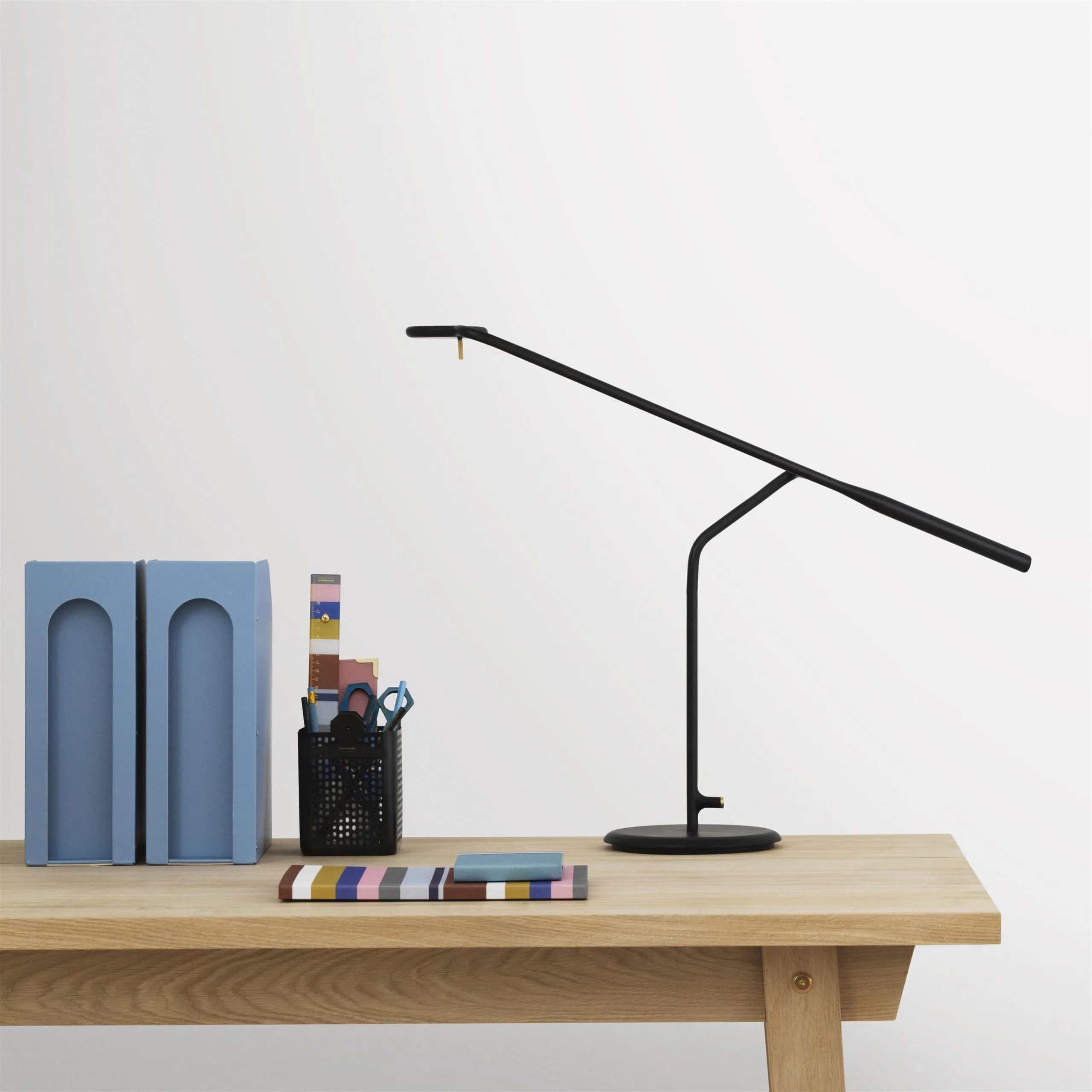 Normann Copenhagen Lampe De Table Flow 6 Normann Copenhagen Lampe De Table Flow – Image 4